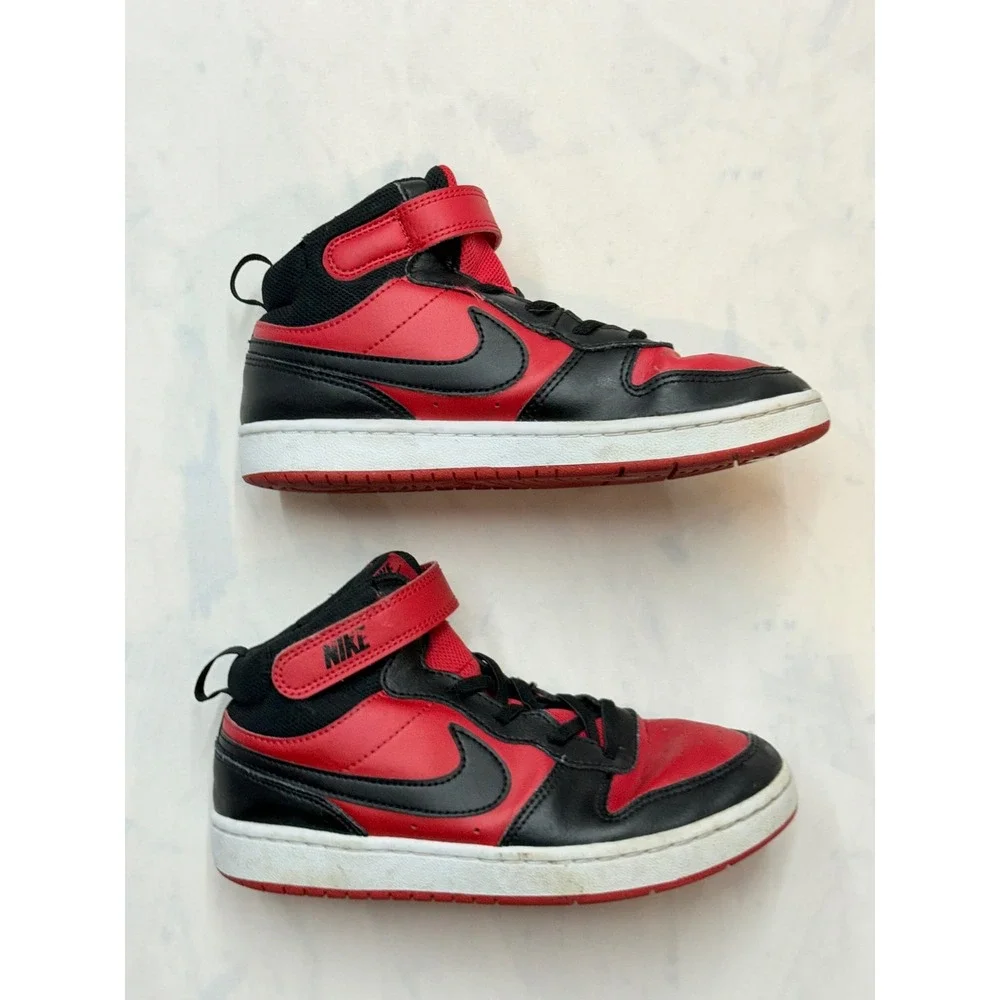 NIKE $78 Boys 2.5 University Red Black Court Borough Mid High Top Sneakers Box4